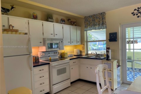 Casa en venta en Tamarac, Florida, 2 dormitorios, 80.27 m2 № 1294201 - foto 13