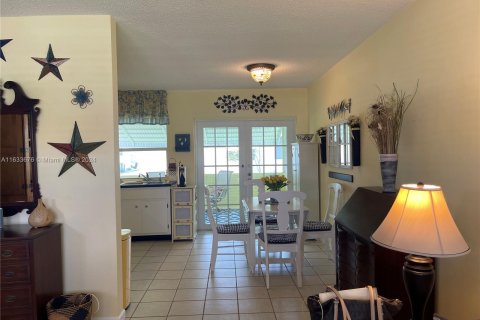 Casa en venta en Tamarac, Florida, 2 dormitorios, 80.27 m2 № 1294201 - foto 12