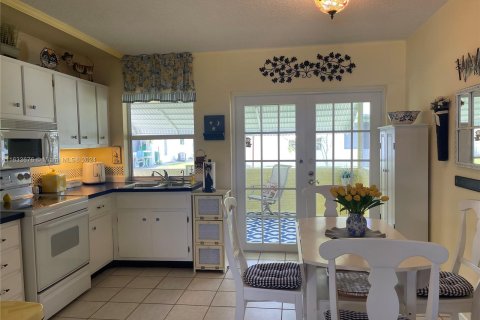 Casa en venta en Tamarac, Florida, 2 dormitorios, 80.27 m2 № 1294201 - foto 17