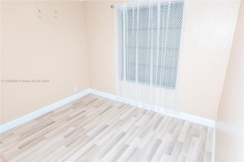 Copropriété à vendre à Lauderhill, Floride: 2 chambres, 93.37 m2 № 1184651 - photo 5