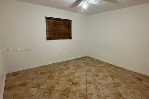 Condominio en venta en North Miami, Florida, 2 dormitorios, 79.9 m2 № 911966 - foto 8