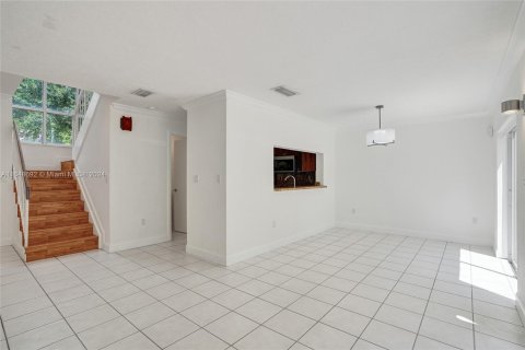 Townhouse in Miami, Florida 2 bedrooms, 93.92 sq.m. № 1332713 - photo 3