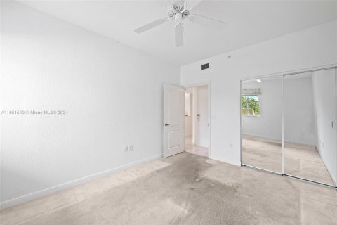 Copropriété à vendre à Tamarac, Floride: 2 chambres, 158.4 m2 № 1347647 - photo 21