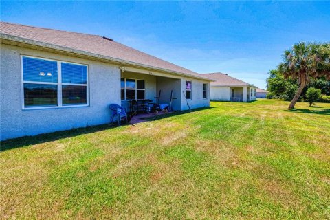 House in Punta Gorda, Florida 4 bedrooms, 194.17 sq.m. № 1144234 - photo 27