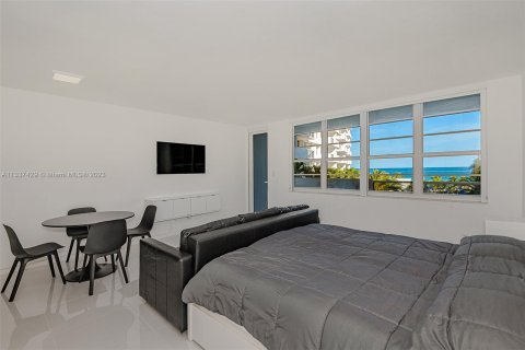 Copropriété à louer à Miami Beach, Floride: 48.77 m2 № 308132 - photo 3