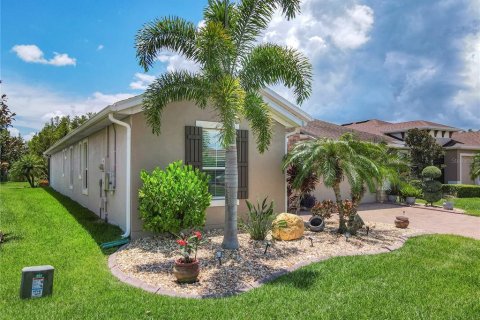 Villa ou maison à vendre à Kissimmee, Floride: 3 chambres, 203.46 m2 № 1279917 - photo 4