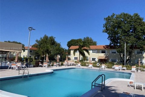 Condominio en venta en Margate, Florida, 1 dormitorio, 63.17 m2 № 1239819 - foto 10