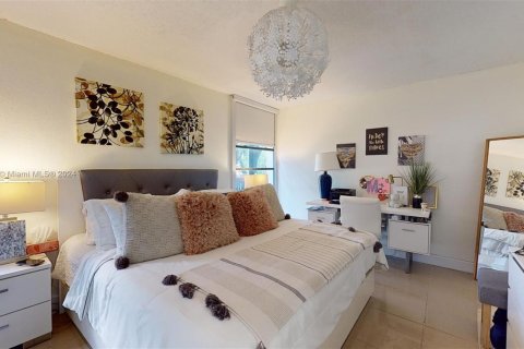 Copropriété à vendre à Aventura, Floride: 2 chambres, 100.61 m2 № 1239785 - photo 27