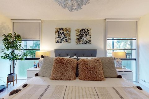 Condo in Aventura, Florida, 2 bedrooms  № 1239785 - photo 28