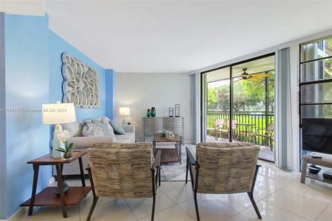 Condo in Aventura, Florida, 2 bedrooms  № 1345122 - photo 6