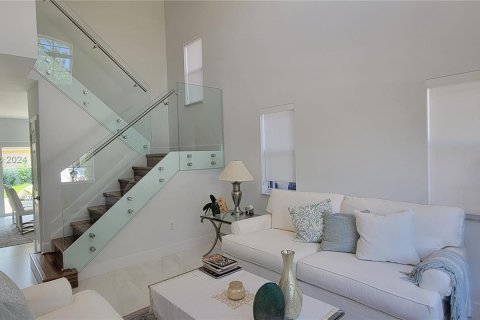 Villa ou maison à vendre à Cutler Bay, Floride: 4 chambres, 219.71 m2 № 1269081 - photo 6