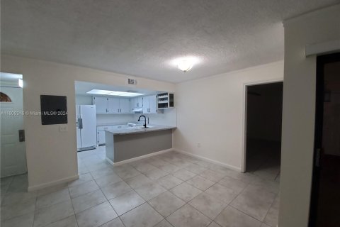 Condominio en venta en Doral, Florida, 3 dormitorios, 112.88 m2 № 1232693 - foto 15