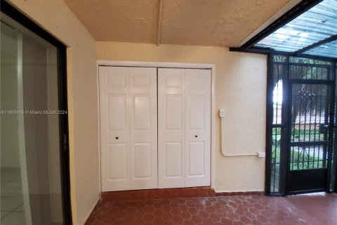 Copropriété à vendre à Doral, Floride: 3 chambres, 112.88 m2 № 1232693 - photo 28