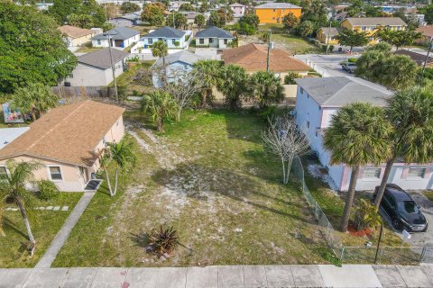 Land in Riviera Beach, Florida № 1016179 - photo 23