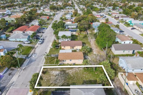 Land in Riviera Beach, Florida № 1016179 - photo 15