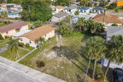 Land in Riviera Beach, Florida № 1016179 - photo 22