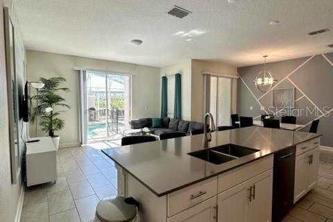 Adosado en venta en Davenport, Florida, 4 dormitorios, 177.81 m2 № 1288593 - foto 15