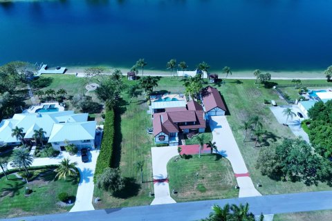 Casa en venta en West Palm Beach, Florida, 3 dormitorios, 296.08 m2 № 1175391 - foto 26