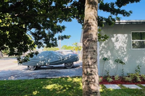 Immobilier commercial à vendre à Lauderhill, Floride: 179.49 m2 № 1189533 - photo 19