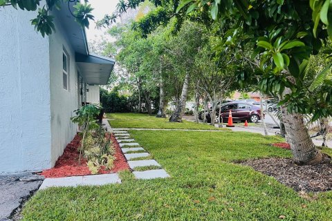 Immobilier commercial à vendre à Lauderhill, Floride: 179.49 m2 № 1189533 - photo 20