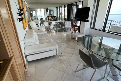 Copropriété à vendre à Miami, Floride: 2 chambres, 127.93 m2 № 1160212 - photo 13