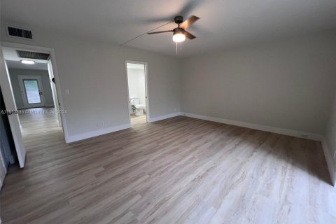 Copropriété à vendre à Coconut Creek, Floride: 1 chambre, 74.14 m2 № 1362657 - photo 17