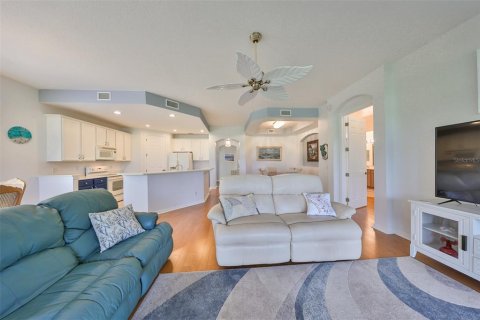 Condominio en venta en Sun City Center, Florida, 3 dormitorios, 172.8 m2 № 1374550 - foto 15