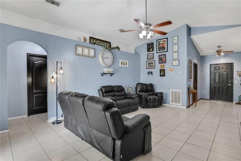 Villa ou maison à vendre à Auburndale, Floride: 3 chambres, 137.77 m2 № 1349669 - photo 7