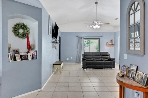 Villa ou maison à vendre à Auburndale, Floride: 3 chambres, 137.77 m2 № 1349669 - photo 5