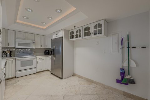 Condominio en venta en Miami, Florida, 2 dormitorios, 116.59 m2 № 1435529 - foto 13