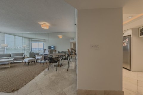 Condominio en venta en Miami, Florida, 2 dormitorios, 116.59 m2 № 1435529 - foto 8