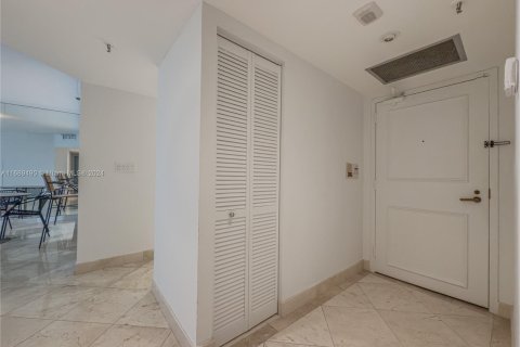 Condominio en venta en Miami, Florida, 2 dormitorios, 116.59 m2 № 1435529 - foto 20