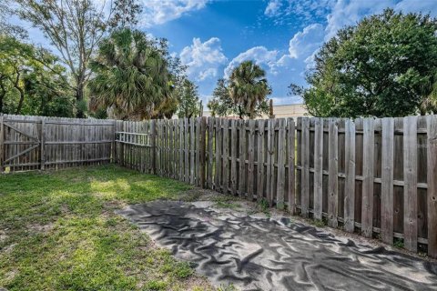 Villa ou maison à vendre à Tampa, Floride: 3 chambres, 101.17 m2 № 1258891 - photo 23