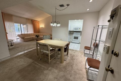 Condominio en venta en Palm Springs, Florida, 2 dormitorios, 102.47 m2 № 1162889 - foto 26