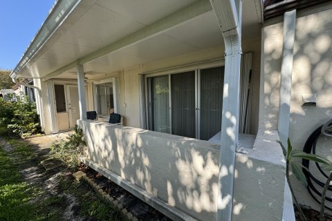 Condominio en venta en Palm Springs, Florida, 2 dormitorios, 102.47 m2 № 1162889 - foto 2