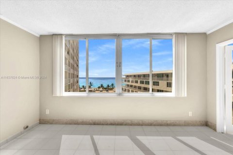 Copropriété à vendre à Miami Beach, Floride: 2 chambres, 91.04 m2 № 1310600 - photo 11