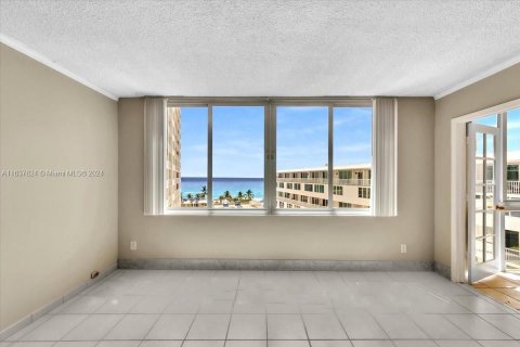 Copropriété à vendre à Miami Beach, Floride: 2 chambres, 91.04 m2 № 1310600 - photo 5