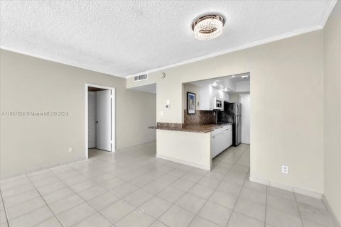 Copropriété à vendre à Miami Beach, Floride: 2 chambres, 91.04 m2 № 1310600 - photo 13