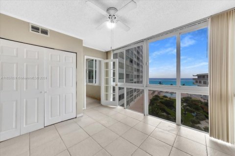 Copropriété à vendre à Miami Beach, Floride: 2 chambres, 91.04 m2 № 1310600 - photo 2