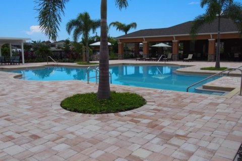 Townhouse in Sarasota, Florida 3 bedrooms, 182.27 sq.m. № 1354229 - photo 17