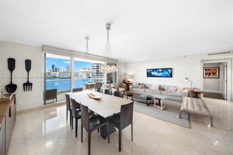 Condo in Aventura, Florida, 3 bedrooms  № 993742 - photo 12