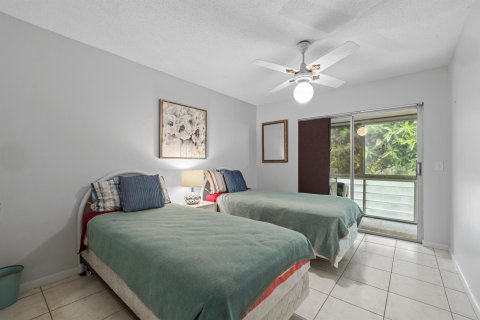 Condo in West Palm Beach, Florida, 2 bedrooms  № 970173 - photo 20