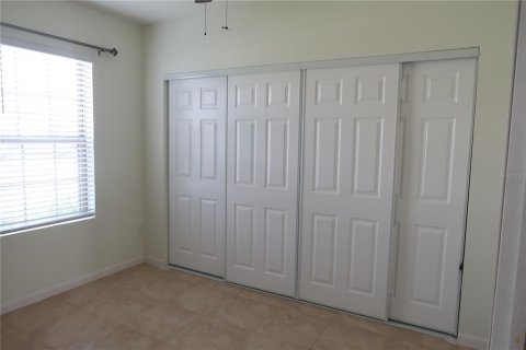 Casa en venta en Davenport, Florida, 5 dormitorios, 224.45 m2 № 1314598 - foto 5