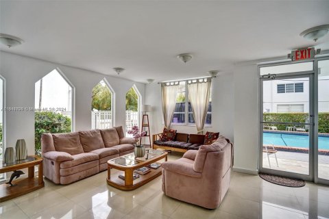 Condominio en venta en Bay Harbor Islands, Florida, 2 dormitorios, 123.56 m2 № 1233859 - foto 19