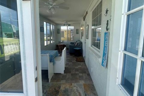 House in Ormond Beach, Florida 3 bedrooms, 79.06 sq.m. № 1382236 - photo 8