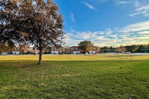 Townhouse in Poinciana, Florida 4 bedrooms, 177.07 sq.m. № 1382235 - photo 15