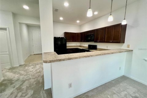 Adosado en venta en Poinciana, Florida, 4 dormitorios, 177.07 m2 № 1382235 - foto 9