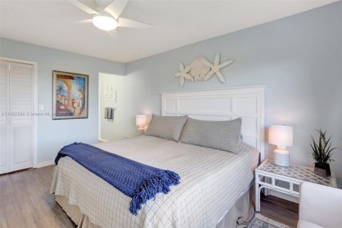 Condominio en venta en Jensen Beach, Florida, 2 dormitorios, 97.83 m2 № 860017 - foto 23