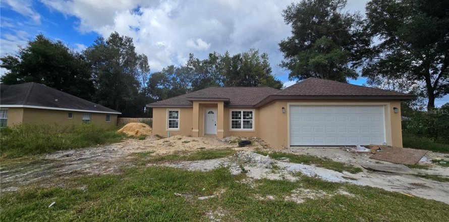 House in Ocala, Florida 3 bedrooms, 128.21 sq.m. № 1408182