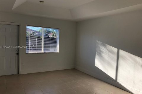 Casa en venta en Homestead, Florida, 4 dormitorios, 165.83 m2 № 1399932 - foto 16